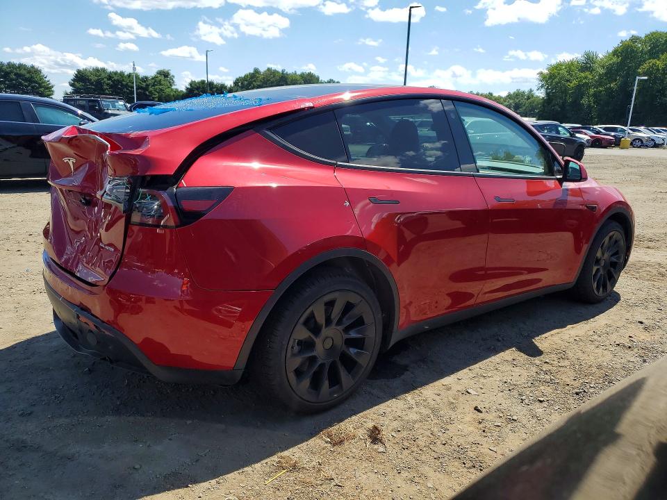 Photo 3 from auction – 2022 TESLA MODEL Y with VIN 7SAYGDEE7NF376801