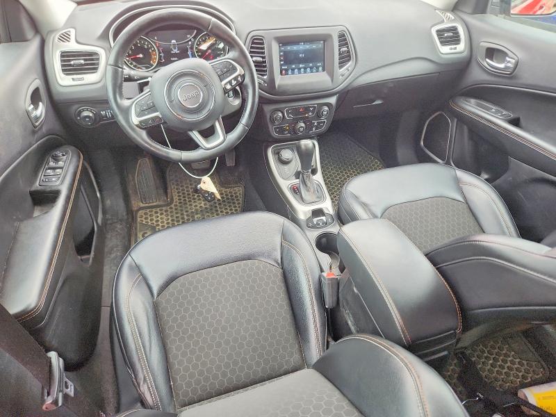 Photo 8 from auction – 2017 JEEP COMPASS with VIN 3C4NJDBB9HT692377