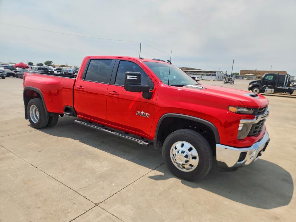 Photo 4 from auction – 2026 CHEVROLET SILVERADO with VIN 1GC4KTEY9TF129531