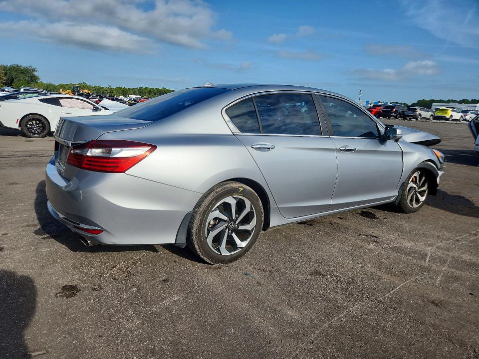 Photo 3 from auction – 2016 HONDA ACCORD with VIN 1HGCR2F8XGA041107