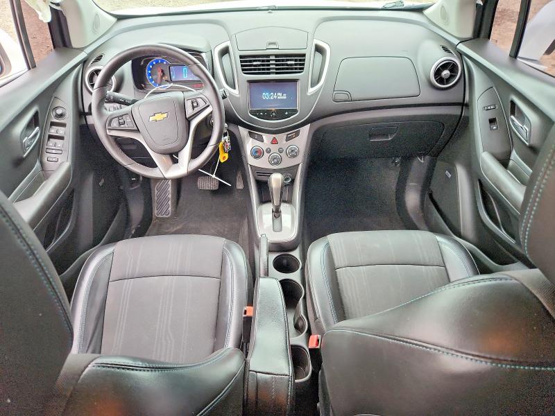 Photo 8 from auction – 2016 CHEVROLET TRAX with VIN KL7CJPSB1GB552507