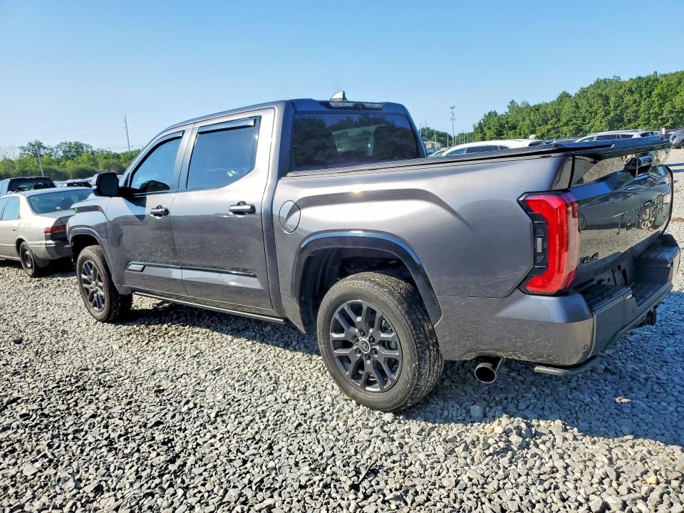 Photo 2 from auction – 2024 TOYOTA TUNDRA with VIN 5TFNC5DB6RX052310