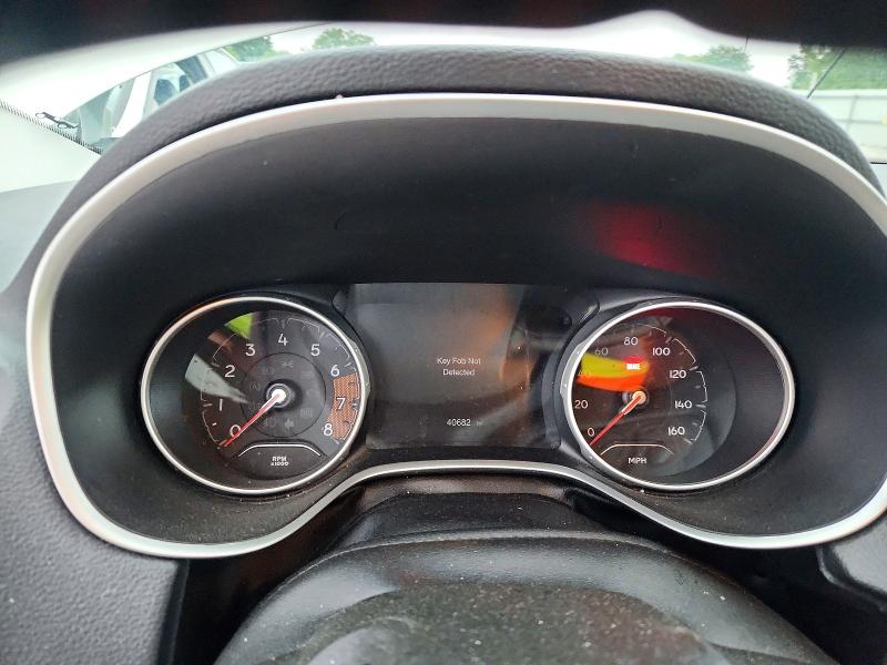 Photo 9 from auction – 2020 JEEP COMPASS with VIN 3C4NJDCBXLT112979