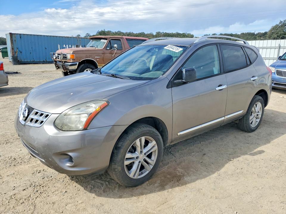 NISSAN ROGUE SELECT 2015 with VIN JN8AS5MV1FW753760 - Photo from auction