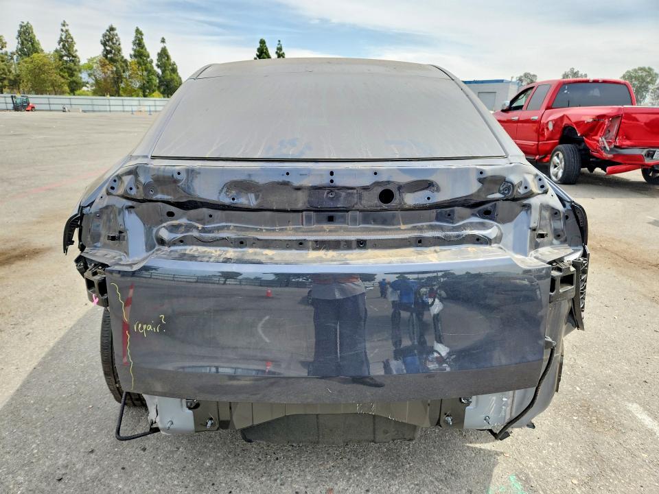 Photo 6 from auction – 2026 TESLA MODEL Y with VIN 7SAYGDED5TF385971
