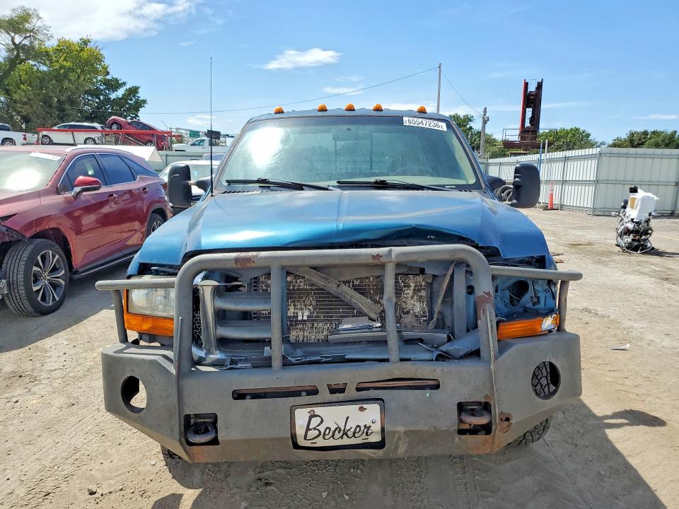 Photo 5 from auction – 2000 FORD F350 with VIN 1FTWW33F1YEC37220