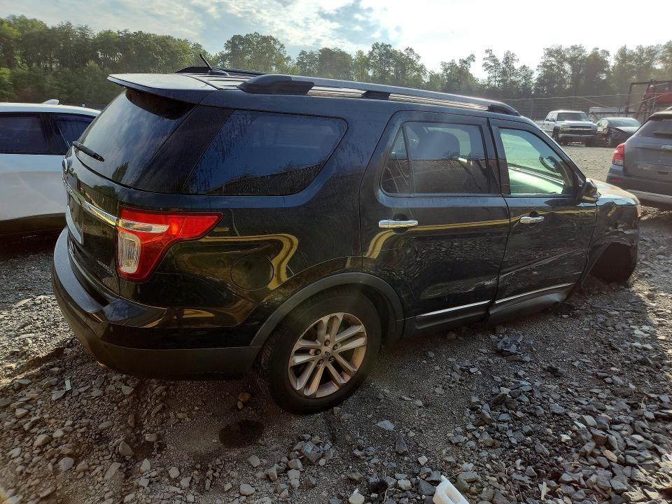 صورة رقم 3 من المزاد - 2014 FORD EXPLORER مع VIN 1FM5K7D88EGB32295