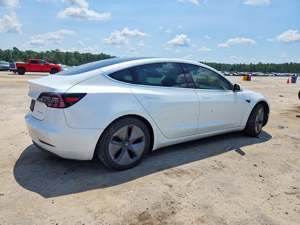 Photo 3 from auction – 2019 TESLA MODEL 3 with VIN 5YJ3E1EBXKF513176