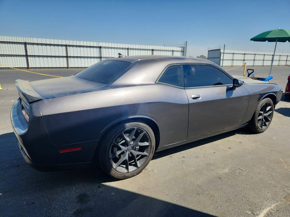 Photo 3 from auction – 2019 DODGE CHALLENGER with VIN 2C3CDZJG1KH747420