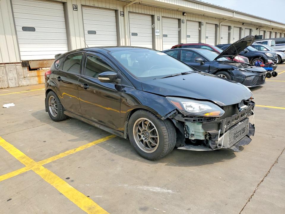 Photo 4 from auction – 2013 FORD FOCUS with VIN 1FADP3L97DL201901