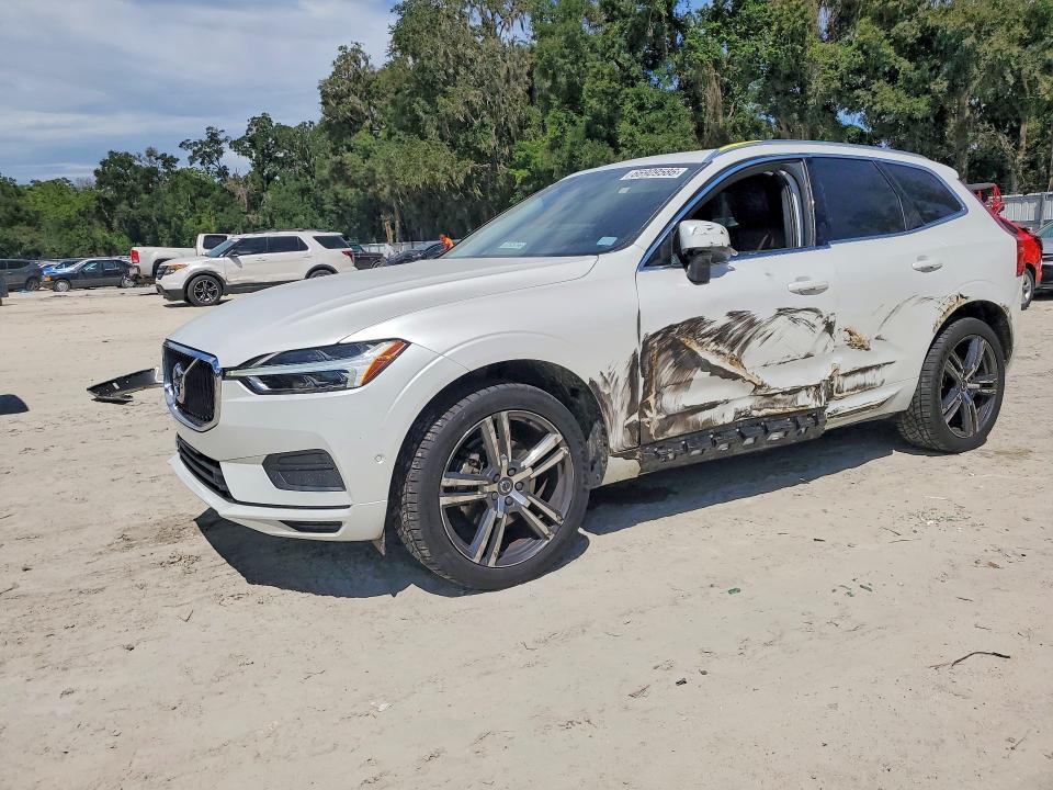 VOLVO XC60 2019 with VIN LYV102DK3KB280658 - Photo from auction