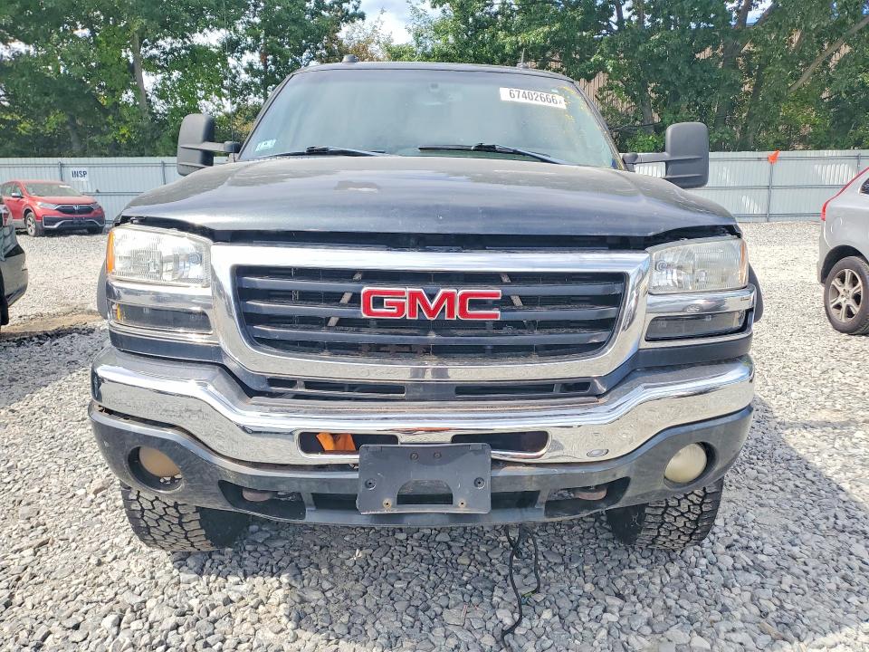 Photo 5 from auction – 2004 GMC SIERRA with VIN 1GTHK23294F213375