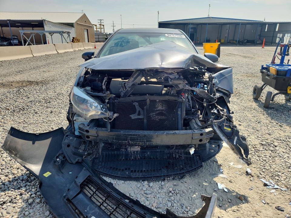 Photo 5 from auction – 2015 TOYOTA COROLLA with VIN 5YFBURHE8FP208837