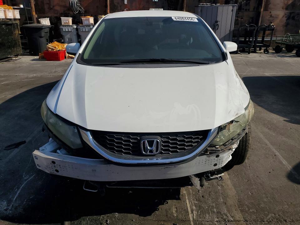 Photo 5 from auction – 2014 HONDA CIVIC with VIN 19XFB2F59EE043205