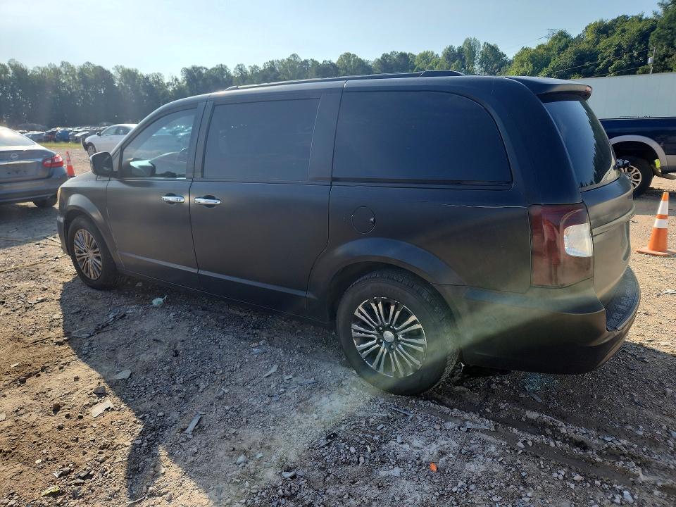Photo 2 from auction – 2011 CHRYSLER TOWN & COUNTRY with VIN 2A4RR8DG0BR609255