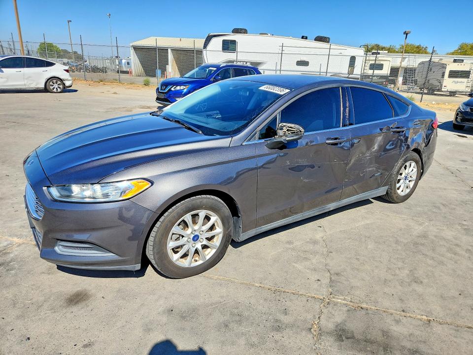 FORD FUSION 2016 with VIN 3FA6P0G79GR226076 - Photo from auction