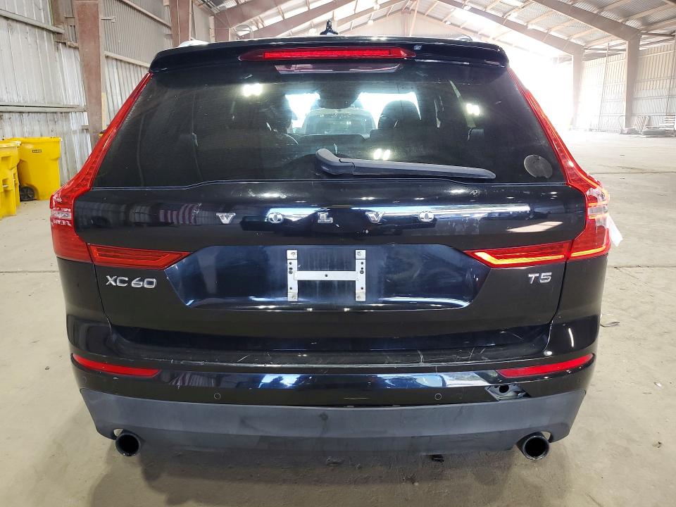 Photo 6 from auction – 2019 VOLVO XC60 with VIN LYV102DK4KB184392
