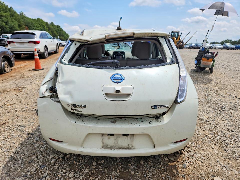 Photo 6 from auction – 2012 NISSAN LEAF with VIN JN1AZ0CP3CT016122