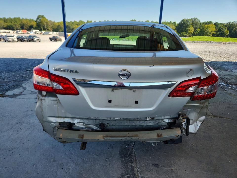 Photo 6 from auction – 2015 NISSAN SENTRA with VIN 3N1AB7AP1FY321789