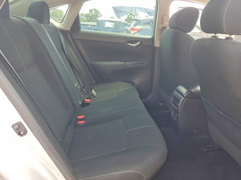 Photo 10 from auction – 2018 NISSAN SENTRA with VIN 3N1AB7AP9JY229774