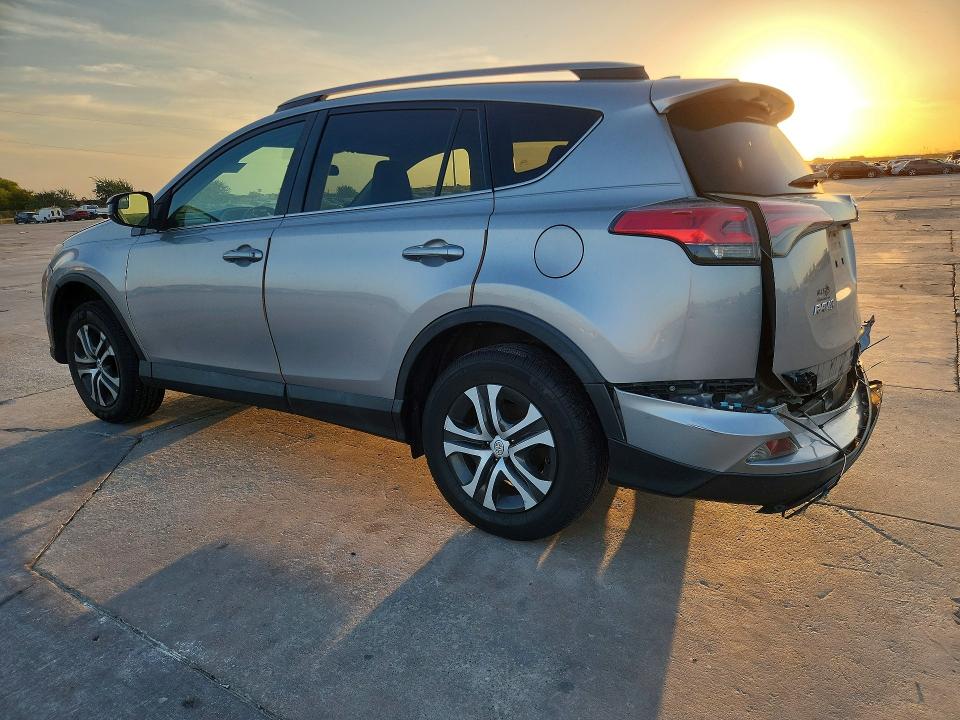 Photo 2 from auction – 2018 TOYOTA RAV4 with VIN 2T3ZFREV8JW441628