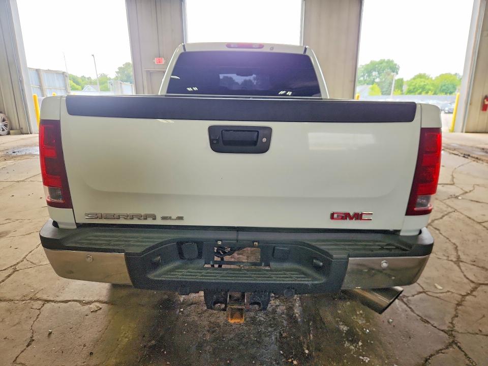 Photo 6 from auction – 2014 GMC SIERRA with VIN 1GT120C88EF149213