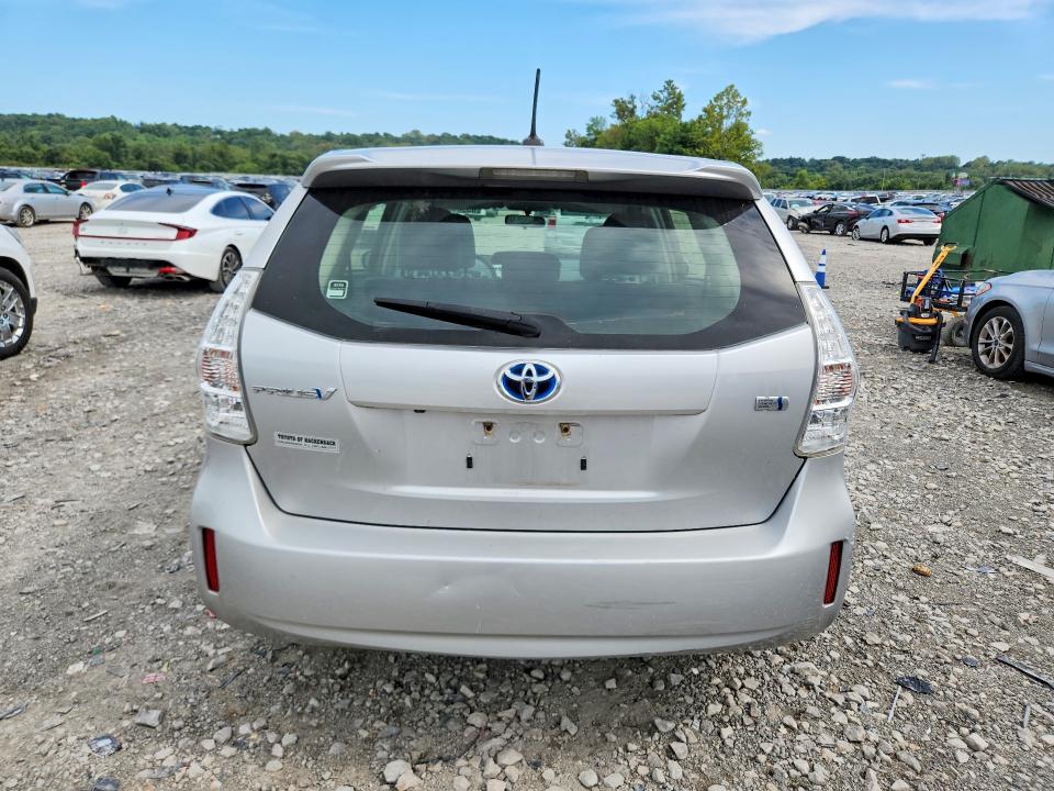 Photo 6 from auction – 2012 TOYOTA PRIUS V with VIN JTDZN3EU2C3019769
