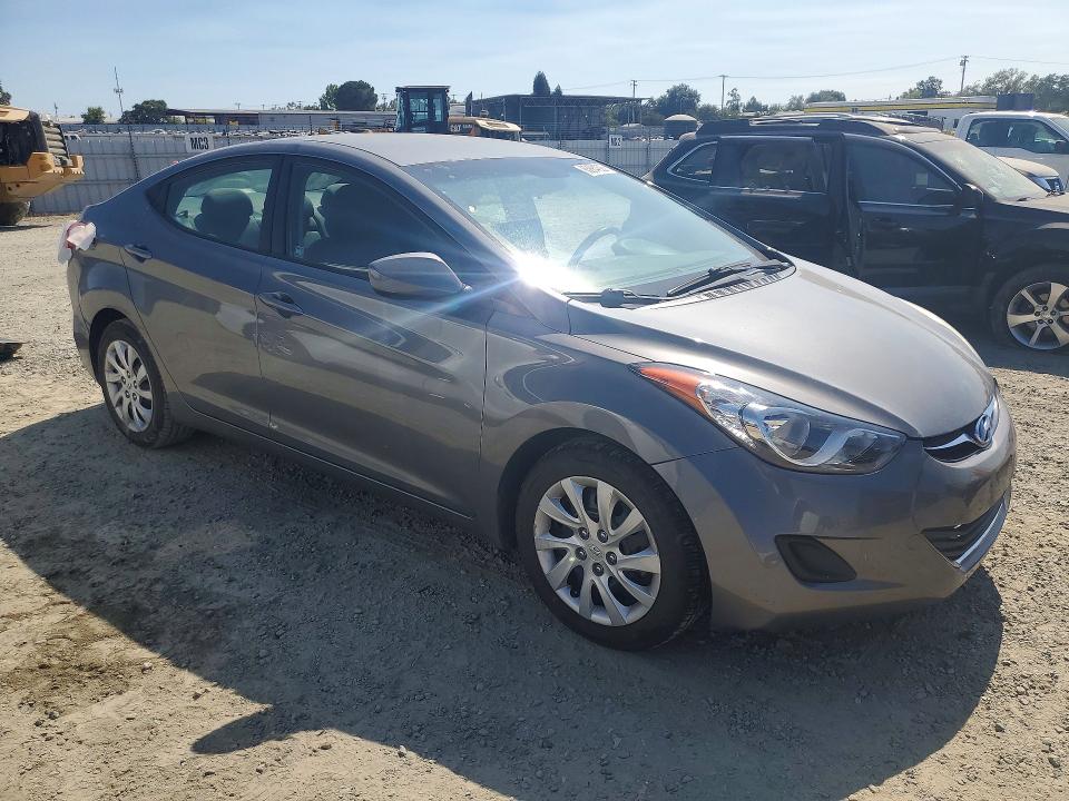 Photo 4 from auction – 2013 HYUNDAI ELANTRA with VIN 5NPDH4AE6DH198040
