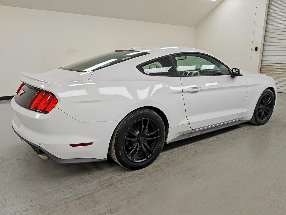 Photo 3 from auction – 2017 FORD MUSTANG with VIN 1FA6P8THXH5203262