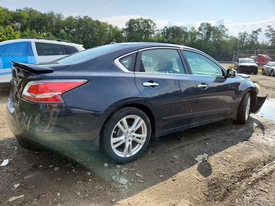 Photo 3 from auction – 2015 NISSAN ALTIMA with VIN 1N4BL3AP5FC283537