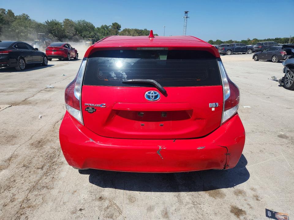Photo 6 from auction – 2015 TOYOTA PRIUS C with VIN JTDKDTB32F1585592
