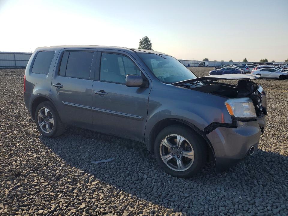 Photo 4 from auction – 2015 HONDA PILOT with VIN 5FNYF4H30FB047174