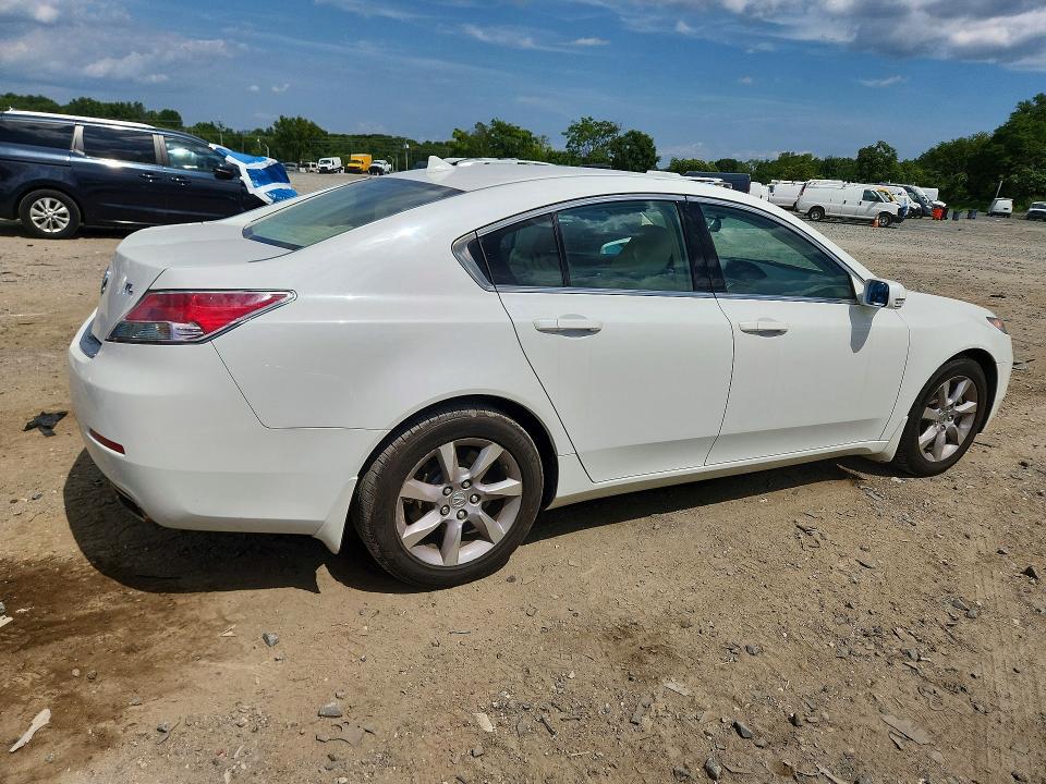 Photo 3 from auction – 2014 ACURA TL with VIN 19UUA8F2XEA007952