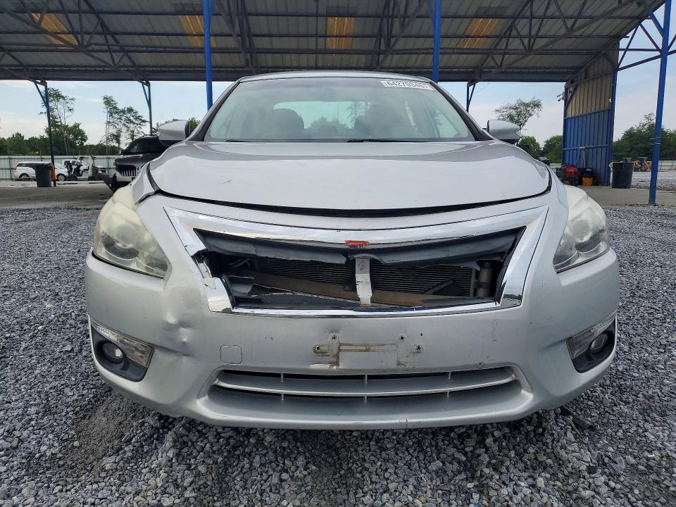 Photo 5 from auction – 2013 NISSAN ALTIMA with VIN 1N4AL3AP8DN501757