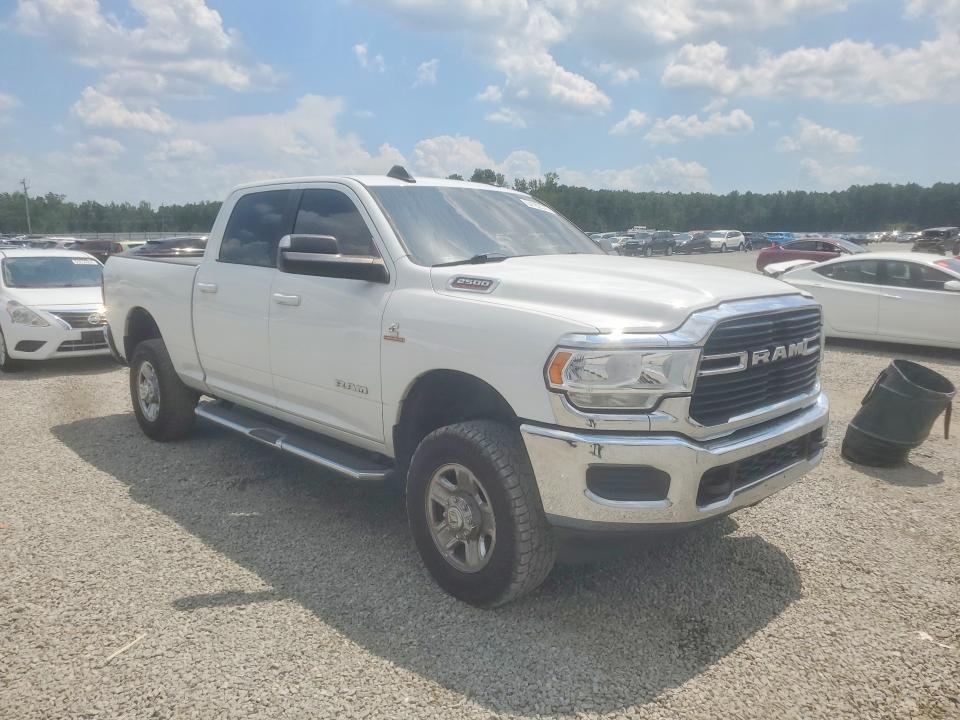 Foto 4 de la subasta – 2021 RAM 2500 con VIN 3C6UR5DL3MG653214