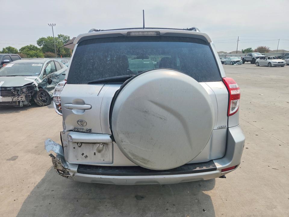 Photo 6 from auction – 2011 TOYOTA RAV4 with VIN 2T3BF4DV7BW092050