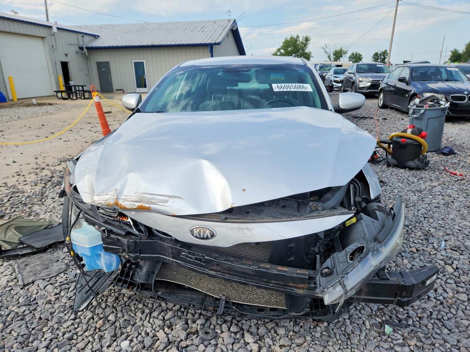 Zdjęcie 5 z aukcji – 2013 KIA OPTIMA z VIN 5XXGN4A71DG241315
