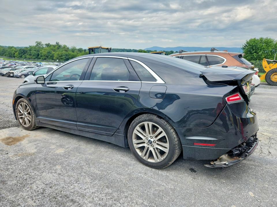 Photo 2 from auction – 2014 LINCOLN MKZ with VIN 3LN6L2J98ER836300
