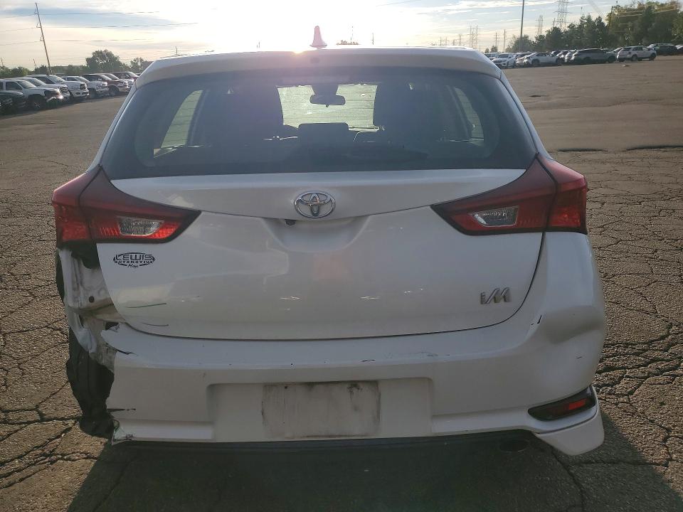 Снимка 6 от търг – 2018 TOYOTA COROLLA IM с VIN JTNKARJE4JJ555805