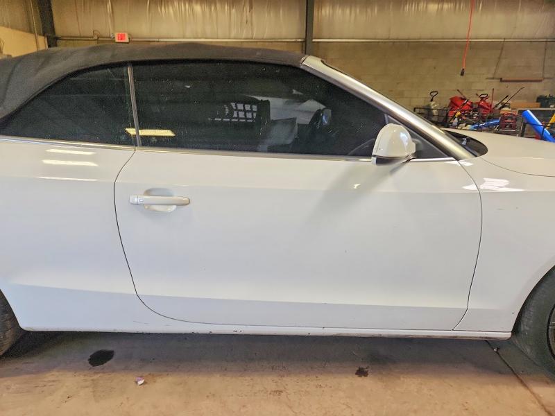 Photo 10 from auction – 2010 AUDI A5 with VIN WAULFAFH0AN013458