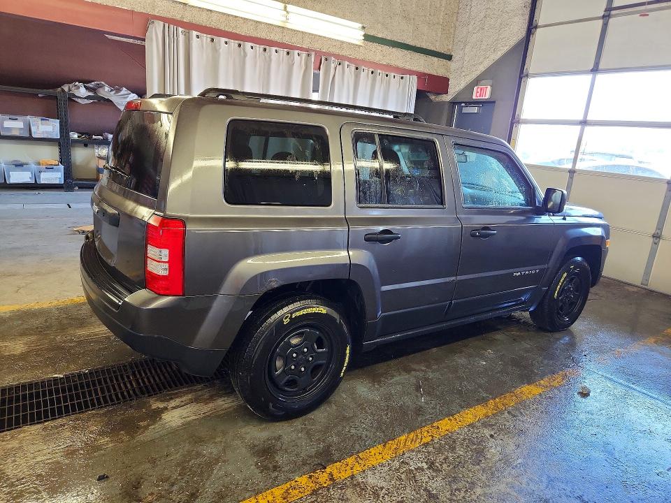 Photo 3 from auction – 2017 JEEP PATRIOT with VIN 1C4NJPBA0HD166914