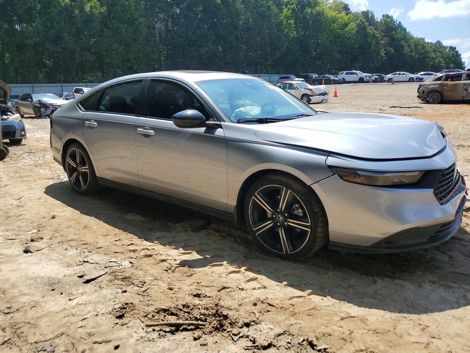 Photo 4 from auction – 2024 HONDA ACCORD with VIN 1HGCY2F52RA054042