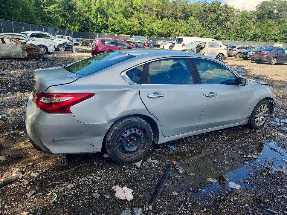 Photo 3 from auction – 2016 NISSAN ALTIMA with VIN 1N4AL3AP5GN312908