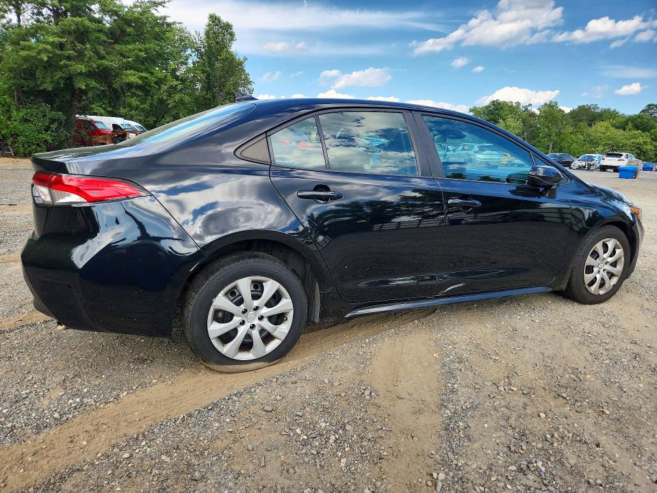 Photo 3 from auction – 2023 TOYOTA COROLLA with VIN 5YFB4MDE6PP011918