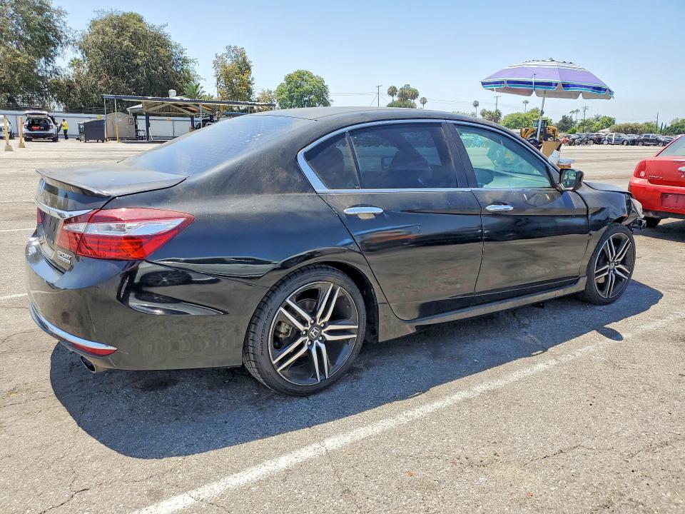 Photo 3 from auction – 2017 HONDA ACCORD with VIN 1HGCR2F18HA180401