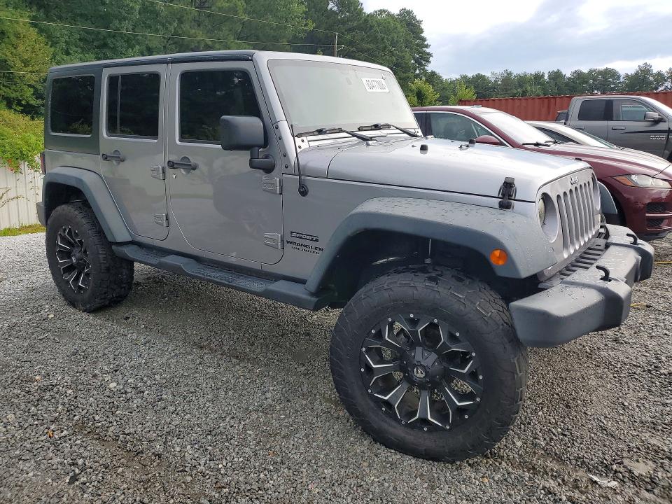 Photo 4 from auction – 2015 JEEP WRANGLER UNLIMITED with VIN 1C4BJWDG4FL504834