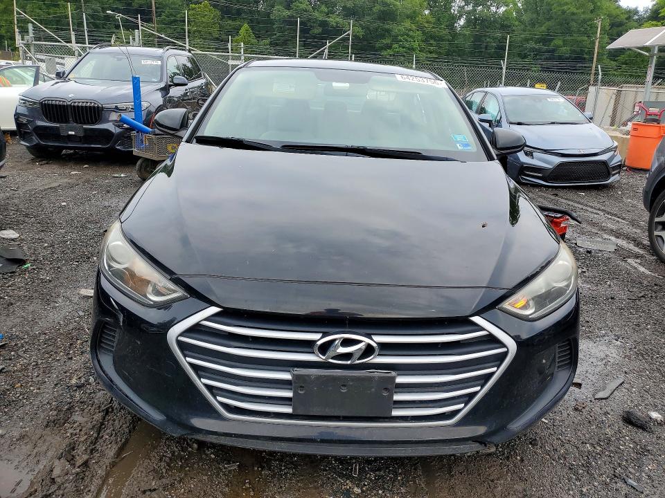 Снимка 5 от търг – 2017 HYUNDAI ELANTRA с VIN KMHD84LF5HU431757