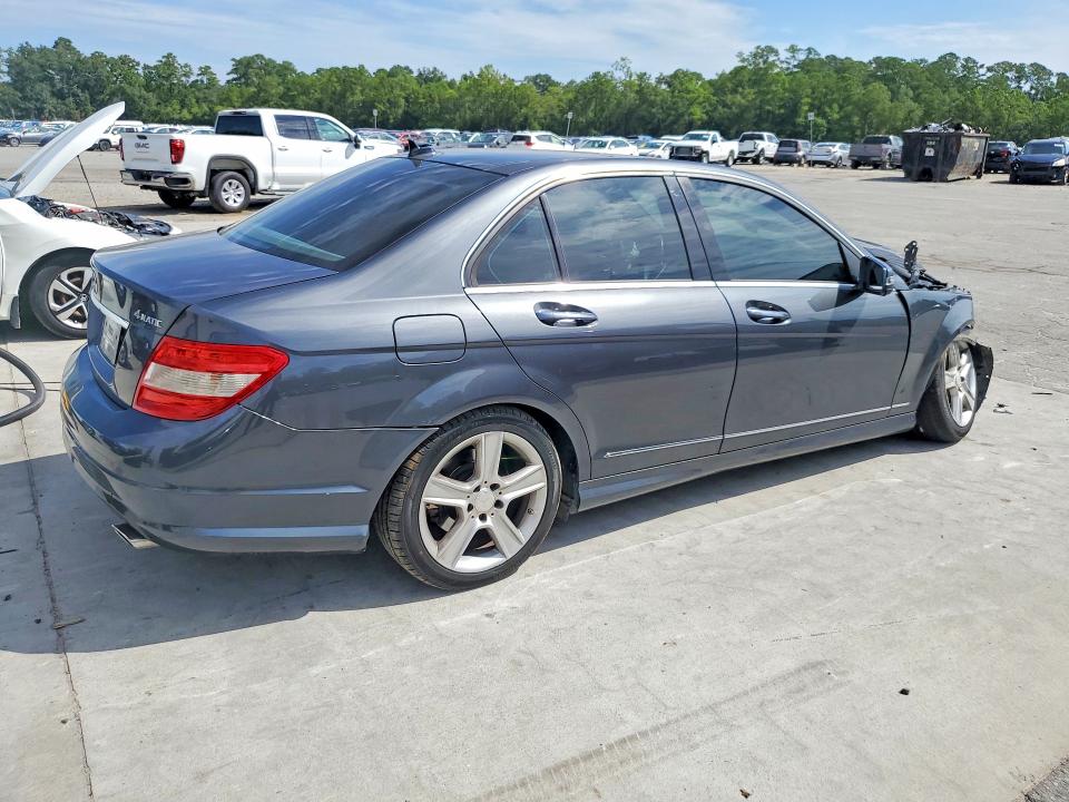 Photo 3 from auction – 2011 MERCEDES-BENZ C with VIN WDDGF8BB6BF534622
