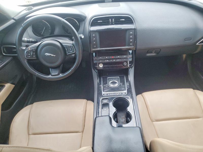 Photo 8 from auction – 2017 JAGUAR XE with VIN SAJAD4BV0HCP11444