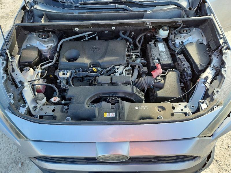 Photo 12 from auction – 2019 TOYOTA RAV4 with VIN JTMH1RFVXKD004740
